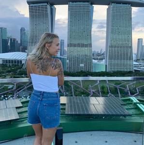 Meet your Posher, Stephanie